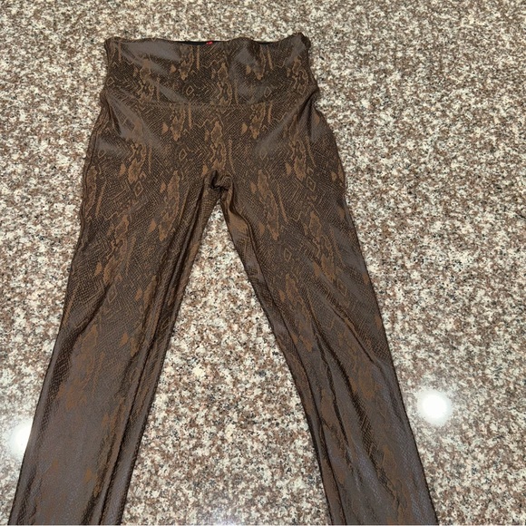 Spanx - Animal Print - Picture 4 of 6